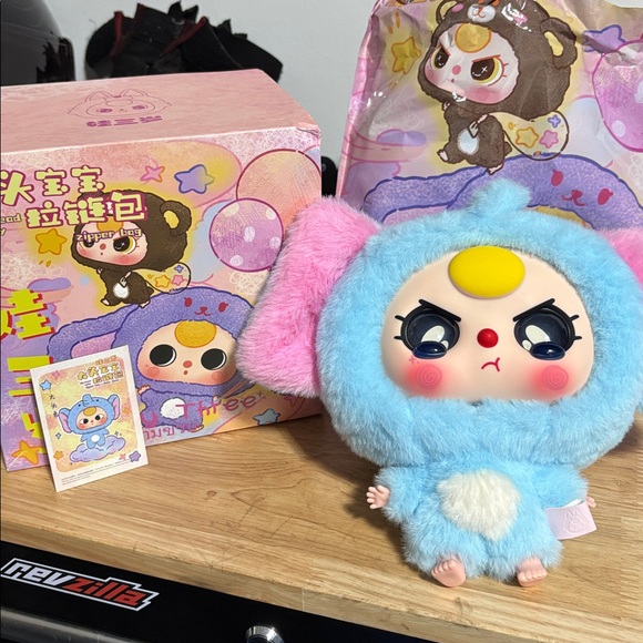 Other - Baby Three Big Head Baby Zipper Bag confirmed elephant